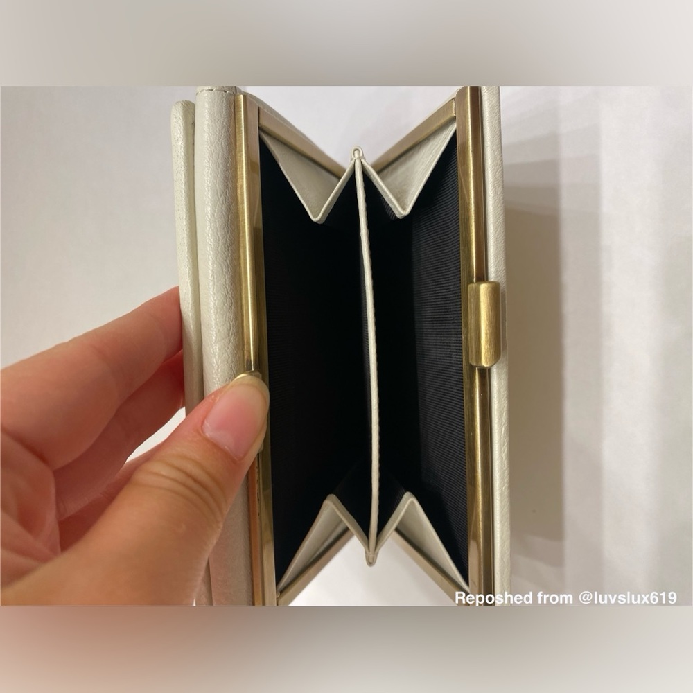 Burberry Kisslock Quilted Trifold Wallet - Picture 6 of 7